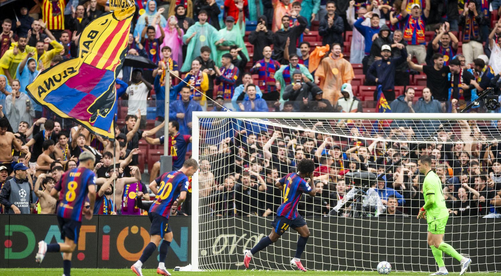 Feyenoord verliest met 5-1 van Barcelona in eerste Champions League-wedstrijd van het seizoen