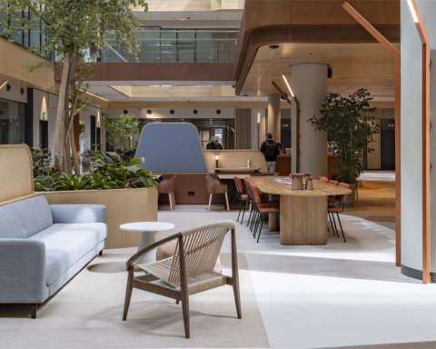 Gemeente Rotterdam huurt volledig gerenoveerde AIR Offices in Rotterdam