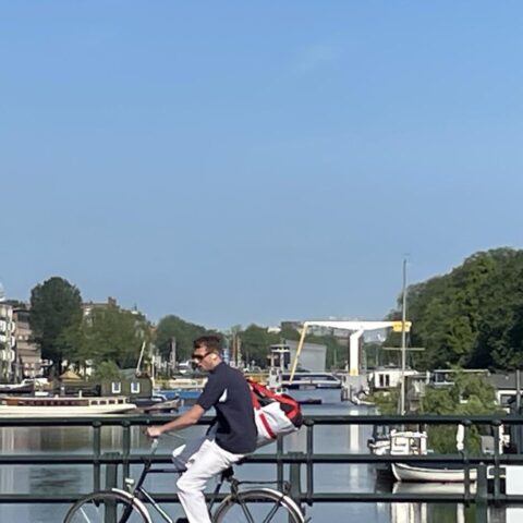 Grotendeels droog weekend, met temperaturen die mogelijk dinsdag 29°C bereiken
