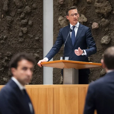 Hoe kan het kabinet een meerderheid behalen na de eerste debatdag? JA21 biedt nieuwe mogelijkheden voor samenwerking