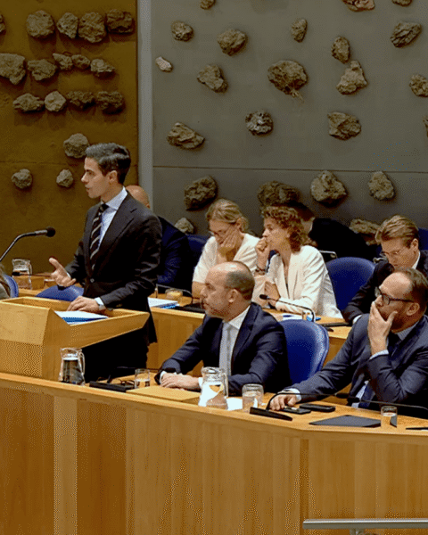 Jetten blijft aandringen op brede steun voor begroting; nodigt oppositie opnieuw uit voor gesprek