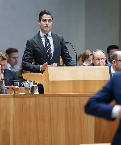 Jetten: te vroeg voor keuze tussen links en rechts na twee dagen debat