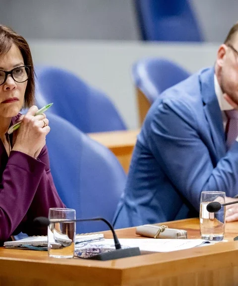 Kabinet doet geen aangifte, eerst verder onderzoek naar datakluis toeslagenschandaal