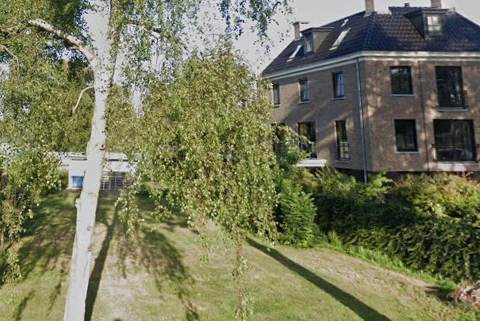 Krakers bezetten derde miljoenenvilla in Amstelveen ondanks asbestgevaar