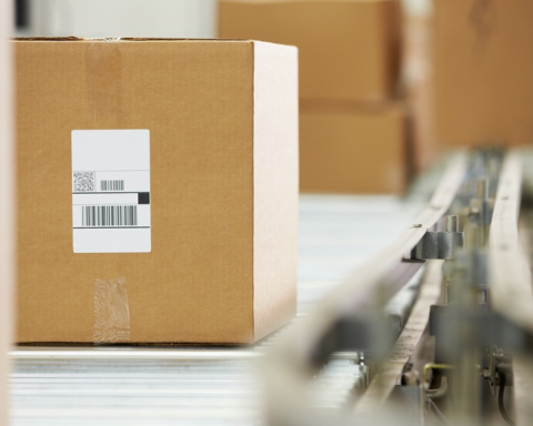 Logistieke sector onder druk: schaarste en uitdagingen voor vastgoedbeleggers in Nederland