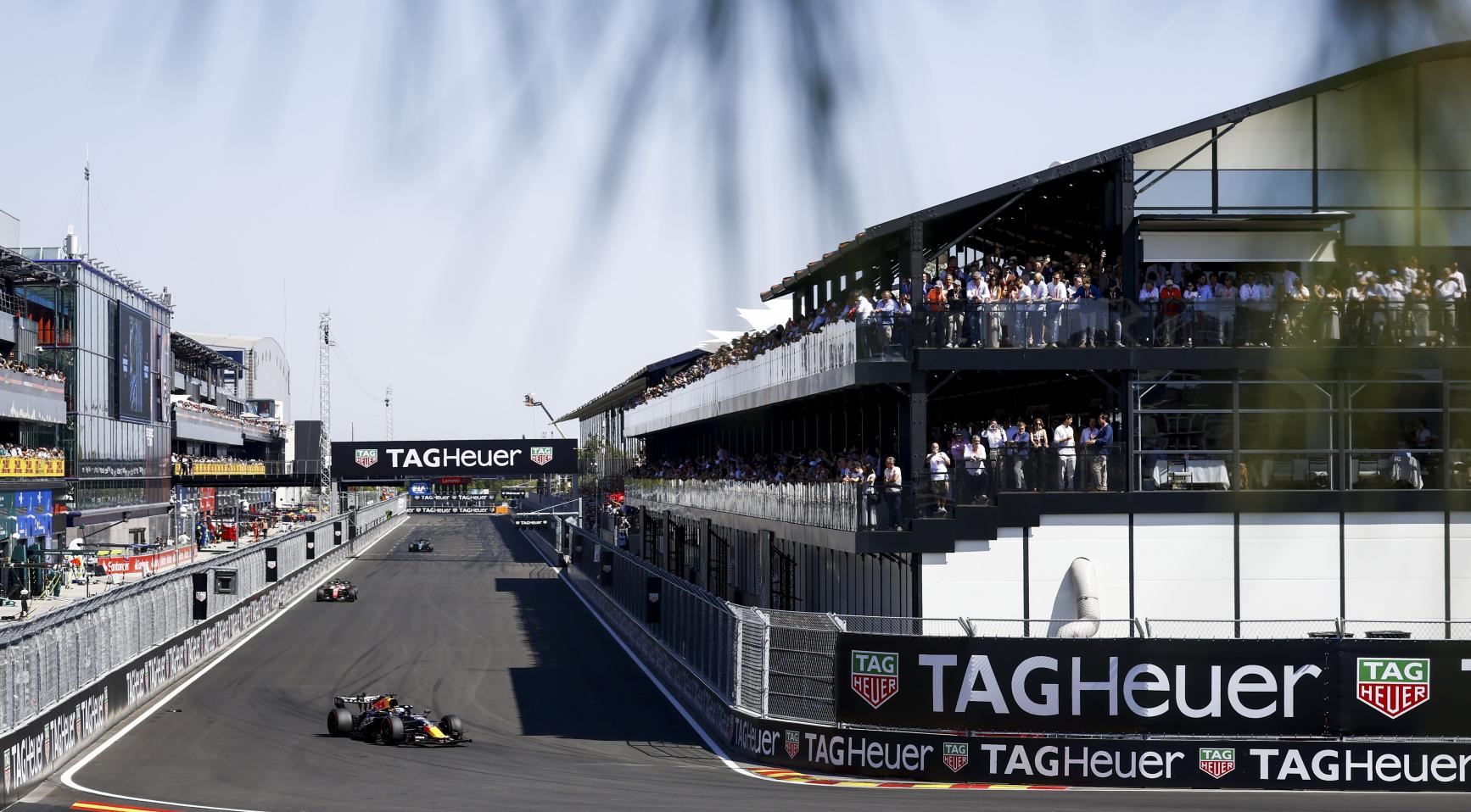 Max Verstappen eindigt als tweede in eerste Spaanse Grand Prix sinds 1981