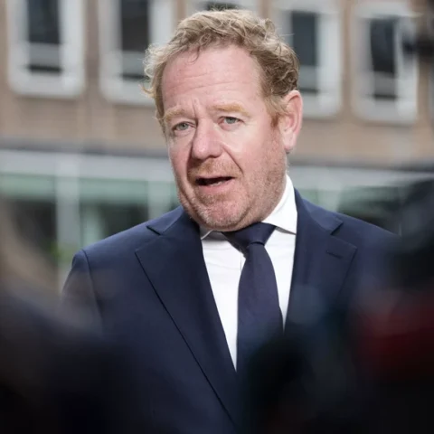 Minister wijst verzoek Kamer af om bewaartermijn coldcasegegevens te verlengen