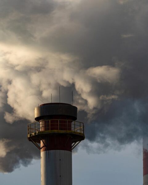 Nederland lijkt 2030-klimaatdoelstellingen niet te halen, waarschuwt milieubureau