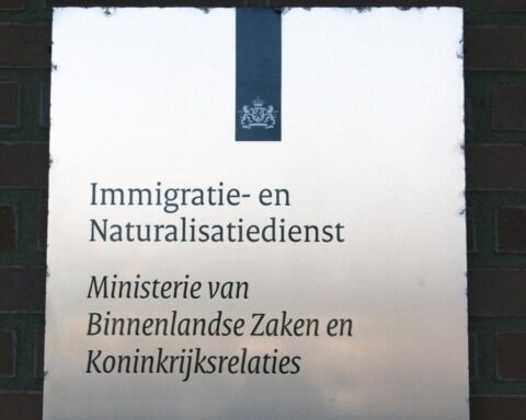 Nederlandse immigratiedienst gebruikt stilletjes AI-systemen voor verwerking van asielaanvragen