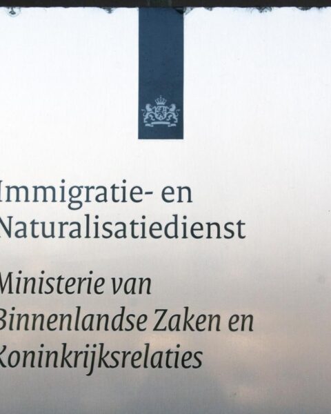 Nederlandse immigratiedienst gebruikt stilletjes AI-systemen voor verwerking van asielaanvragen