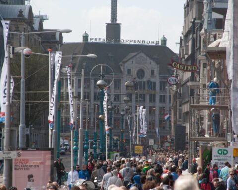 Rabobank voorspelt groei van de Nederlandse economie door hogere consumenten- en overheidsuitgaven