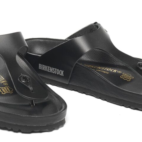 Rechter in Gelderland verbiedt Lidl om kopieën van Birkenstock-sandalen te verkopen