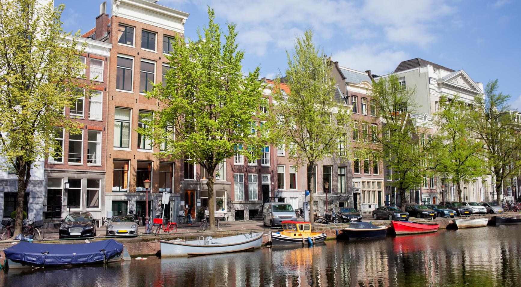 Recordaantal van 3.300 deelnemers aan Amsterdam City Swim deze zondag