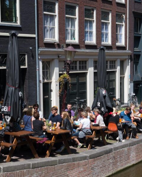 Temperaturen stijgen vandaag van 22°C naar 26°C morgen, afkoeling vanaf donderdag