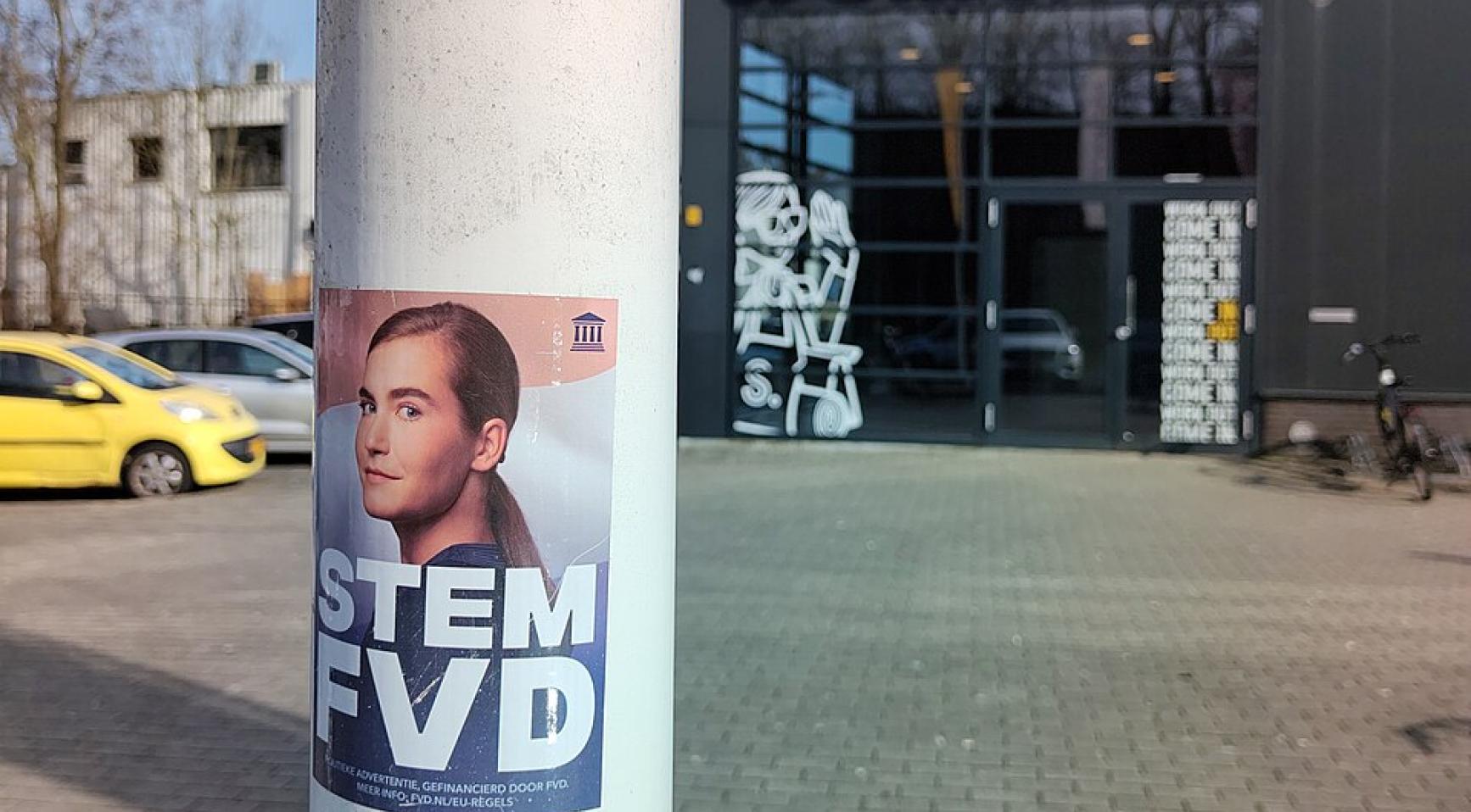 Utrecht stelt beëdiging FVD-commissielid uit vanwege discussie over extreemrechtse banden