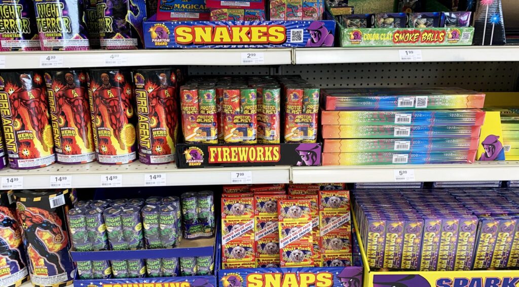 Vijf Nederlandse mannen aangehouden na ontdekking van 20.000 kilo vuurwerk in Duitsland