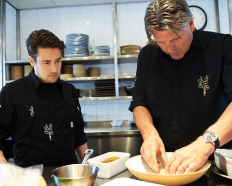 Voormalig chef-kok van drie-Michelin-sterrenrestaurant De Librije overlijdt onverwacht op 40-jarige leeftijd
