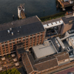 Voormalige Quaker-fabriek wordt tijdelijk broedplaats voor voedselinitiatieven in Rotterdam