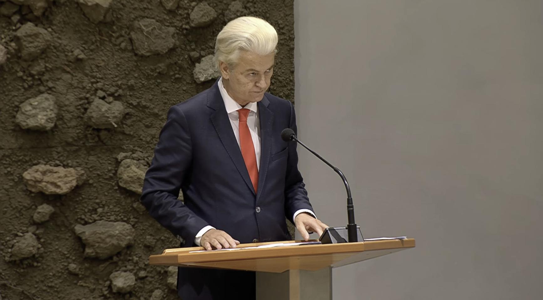 Wilders roept op tot “Nexit” en Amerikaanse deportatiepraktijken tijdens politiek debat