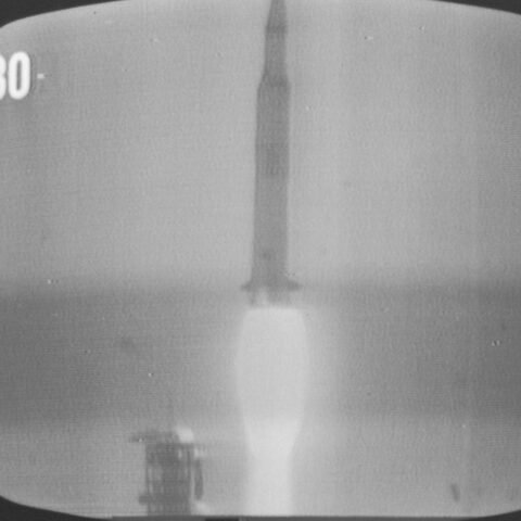 75 jaar televisie in Nederland: onvergetelijke momenten volgens kijkers onthuld