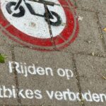 Amsterdam test 20 km/u snelheidslimiet op 300 m fietspad in Zuid om ongevallen te verminderen