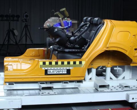 ANWB en Consumentenbond waarschuwen voor ernstige gebreken in twee babyautostoelen