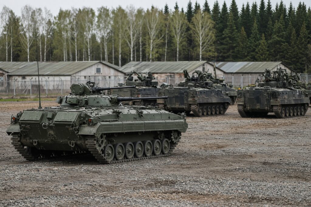 Rusland legt nieuwe zware wapens op korte afstand van Finland en de Baltische staten
