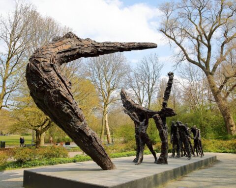 Beatrix wilde dat het Slavery Monument in Amsterdam zich richt op bevrijding, niet op slachtoffers