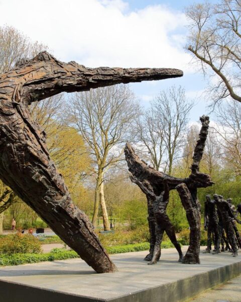 Beatrix wilde dat het Slavery Monument in Amsterdam zich richt op bevrijding, niet op slachtoffers