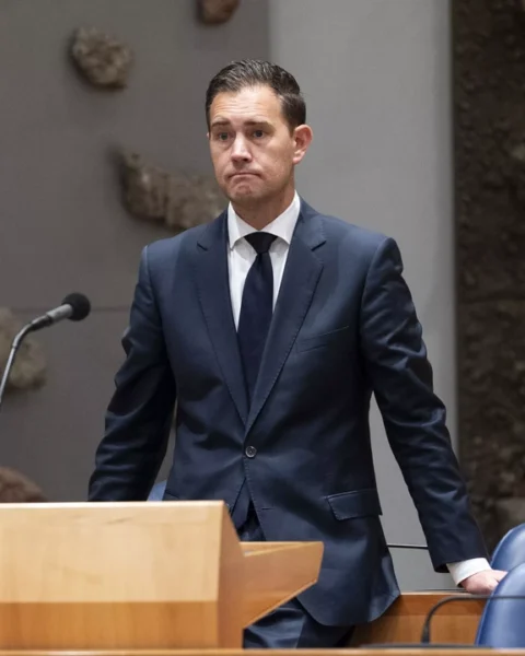 Kabinet voert gesprekken om kleinere spaarders en beleggers tegemoet te komen aan kritiek Tweede Kamer