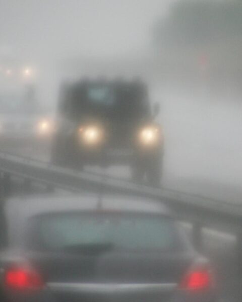 KNMI waarschuwt voor dichte mist met code geel in zeven provincies