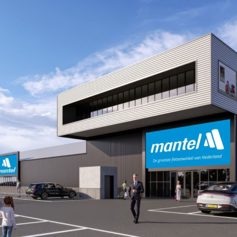 Mantel opent mega fietsenwinkel in Kerkrade, Zuid-Limburg voor lokale en internationale klanten