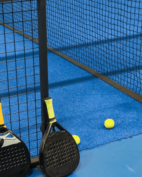 Oogheelkundigen in Nederland waarschuwen voor scherpe toename van ernstige oogletsels door padel