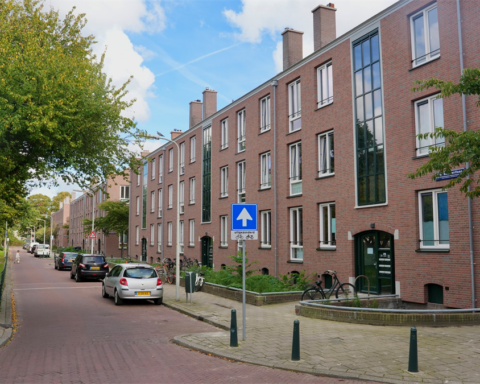 Staedion en Dura Vermeer voltooiën renovatie van 235 woningen in Den Haag