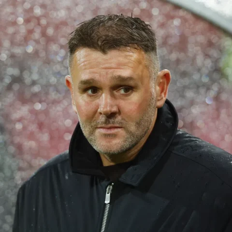Telstar-directeur Annokkée spreekt steun uit voor Brugge na spreekkoren van supporters