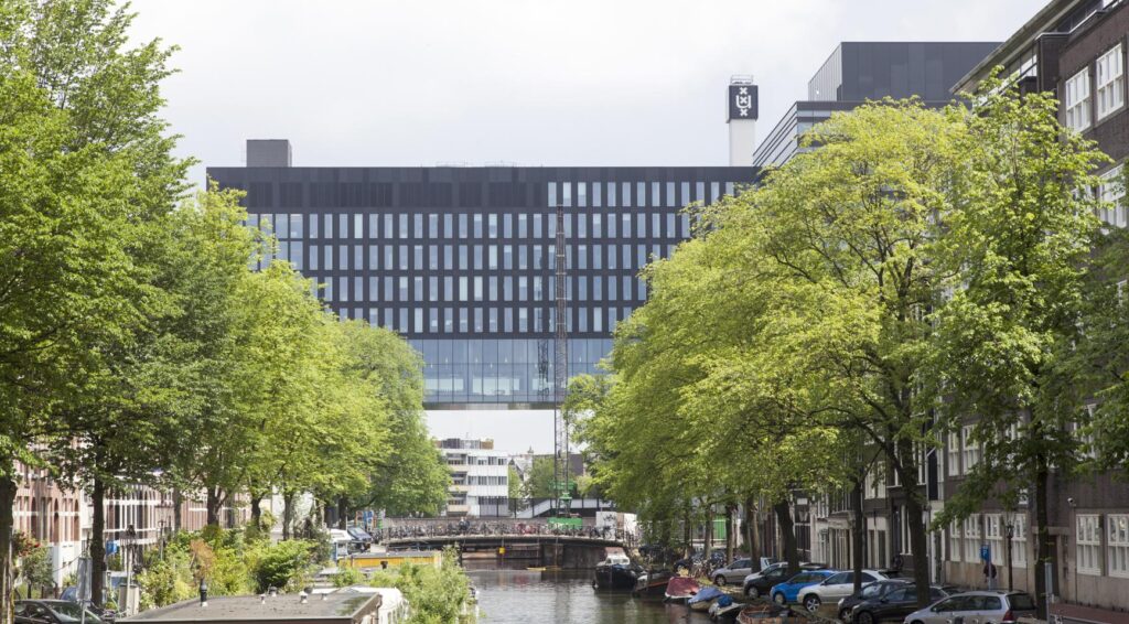 Universiteit van Amsterdam verontschuldigt zich voor gedwongen ontslag van Joodse medewerkers tijdens WO II