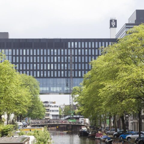 Universiteit van Amsterdam verontschuldigt zich voor gedwongen ontslag van Joodse medewerkers tijdens WO II