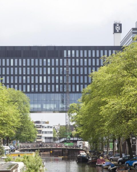 Universiteit van Amsterdam verontschuldigt zich voor gedwongen ontslag van Joodse medewerkers tijdens WO II