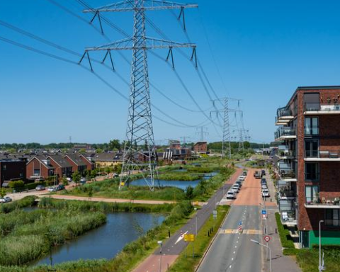 Woningbouwers voorspellen tot 40% verlies in productie door netcongestie
