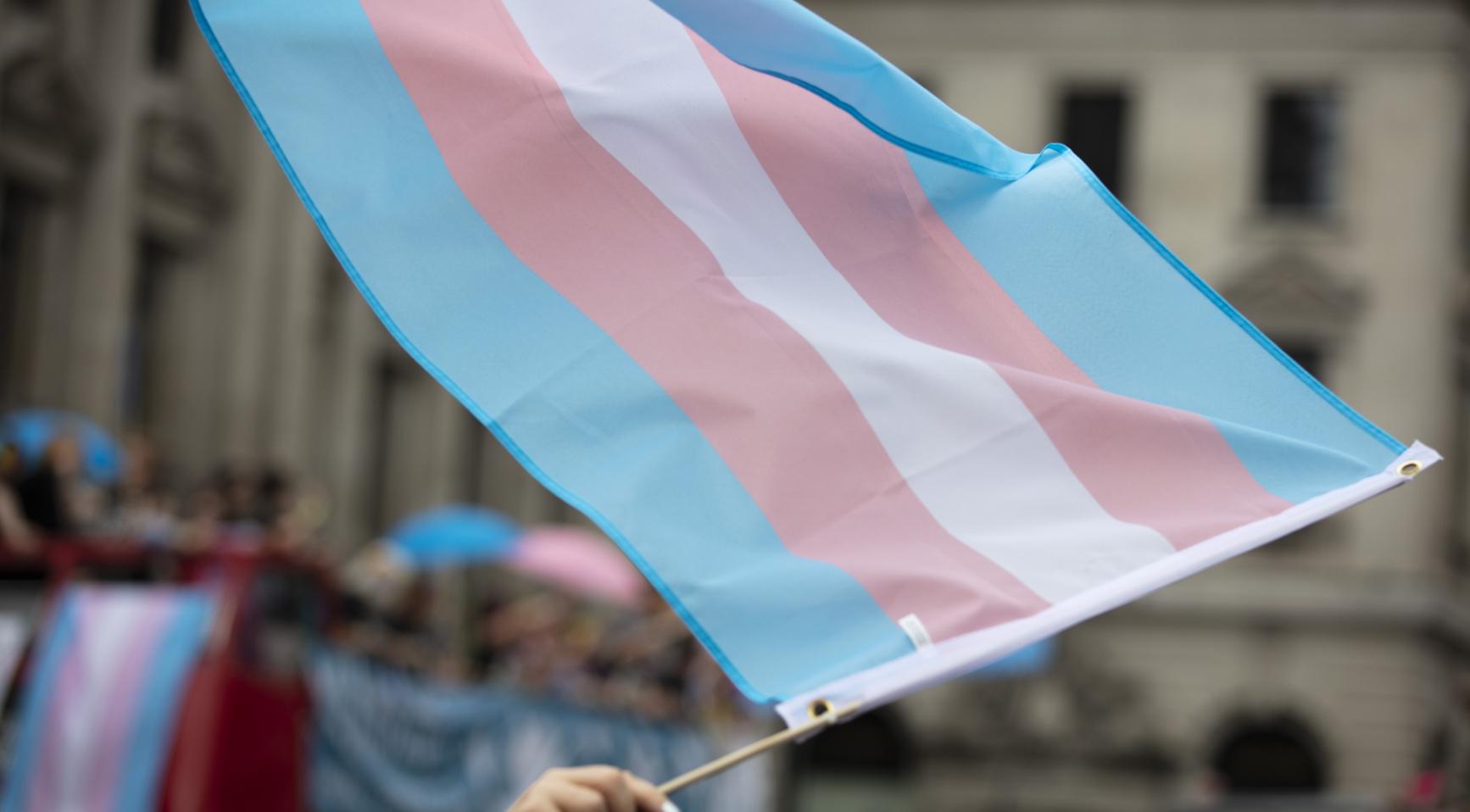 Zes Nederlandse sportfederaties discrimineren tegen trans- en non-binaire atleten